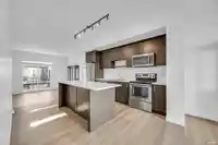 23 8130 136A STREET - thumbnail 16