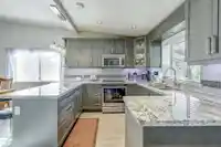 15481 92A AVENUE - thumbnail 12