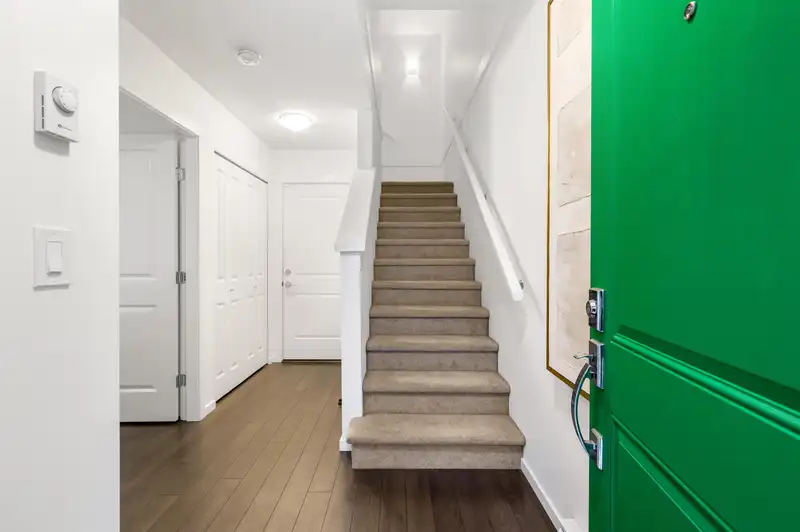 60 15487 99A AVENUE - photo 4 of 25