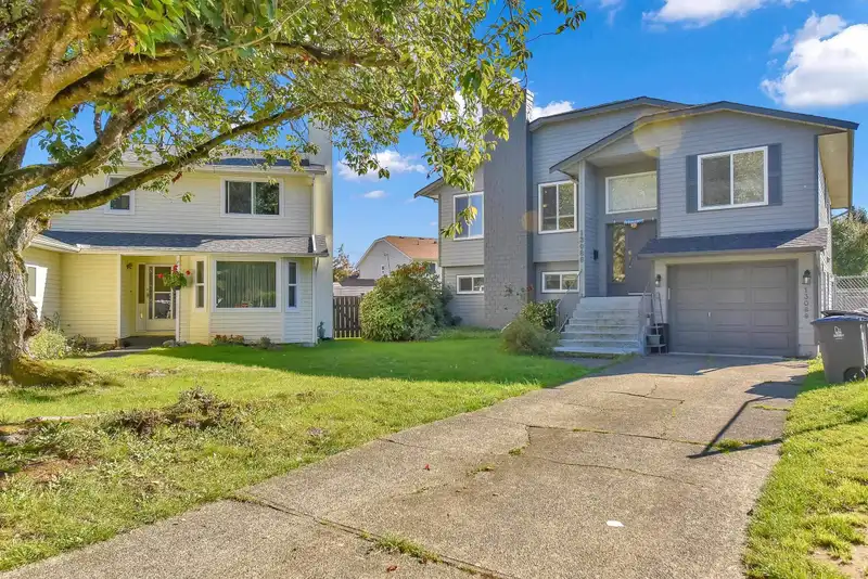 13088 65A AVENUE - photo 3 of 26