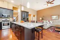 10599 159A STREET - thumbnail 16