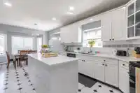 8298 151A STREET - thumbnail 19