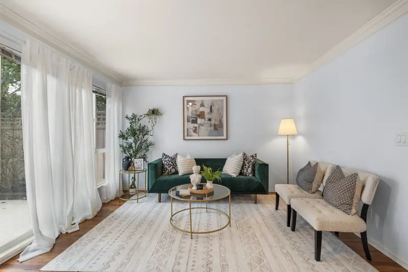 20 15875 84 AVENUE - photo 2 of 25