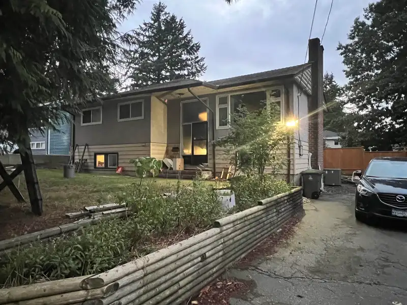 9861 124A STREET - photo 1 of 17
