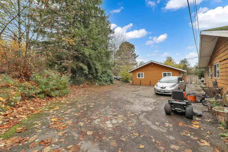 7913 192 STREET - photo 4 of 40