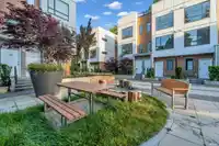 310 6338 KING GEORGE BOULEVARD - thumbnail 28