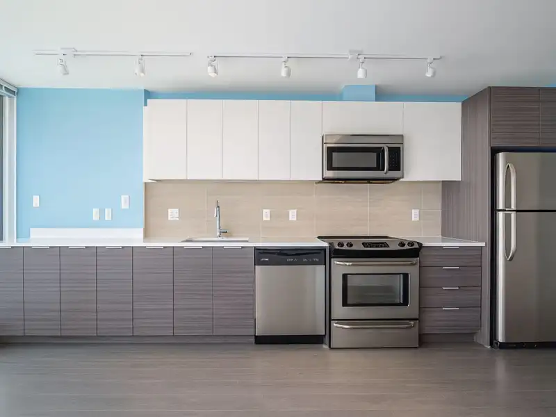 606 13303 CENTRAL AVENUE - photo 4 of 19