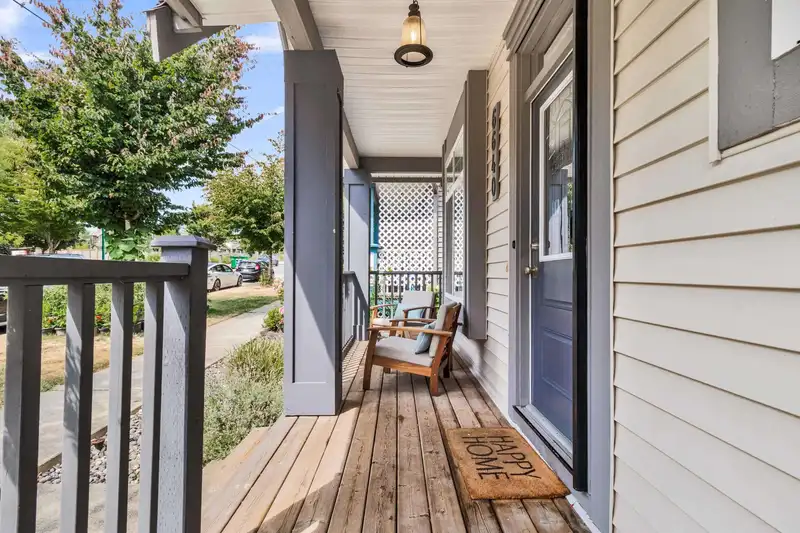 6640 192 STREET - photo 4 of 39