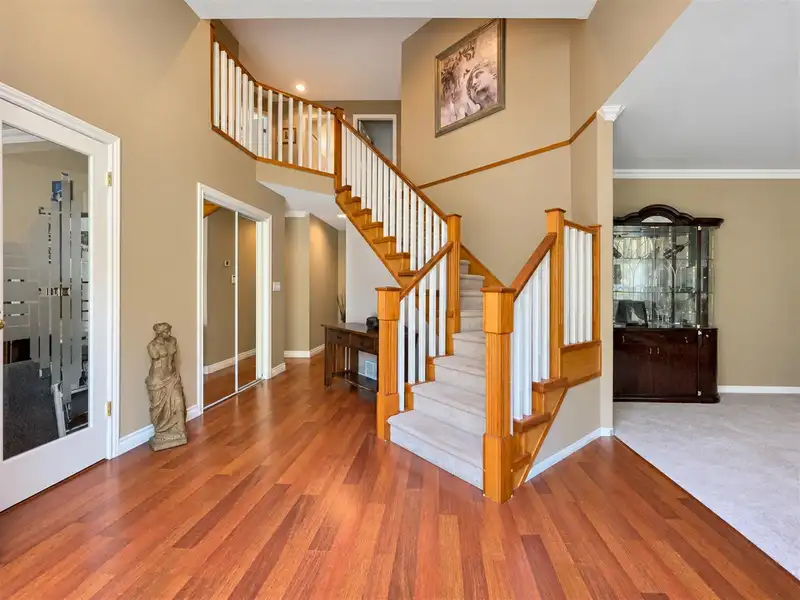 8055 144TH STREET - photo 4 of 25