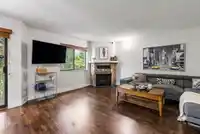 207 7144 133B STREET - thumbnail 2