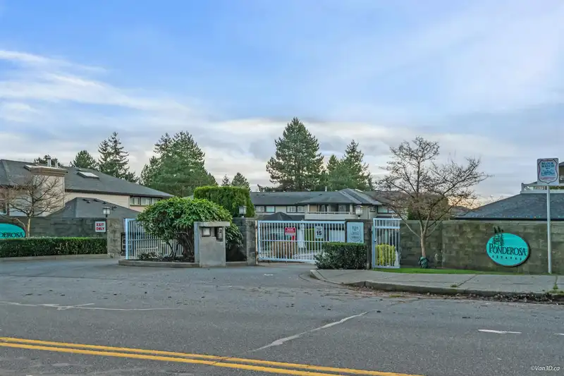 173 16080 82 AVENUE - photo 4 of 40