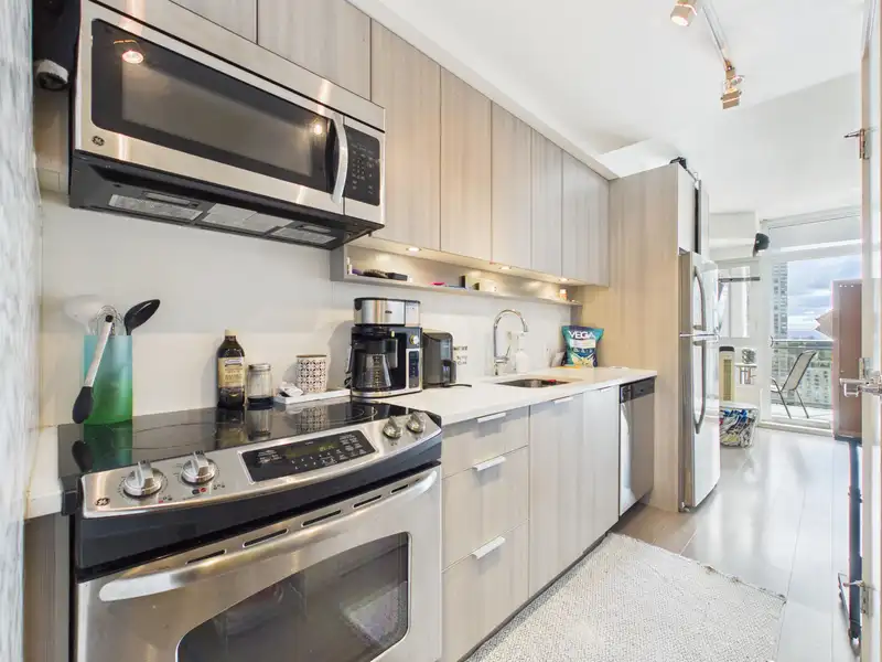 2811 13308 CENTRAL AVENUE - photo 2 of 19