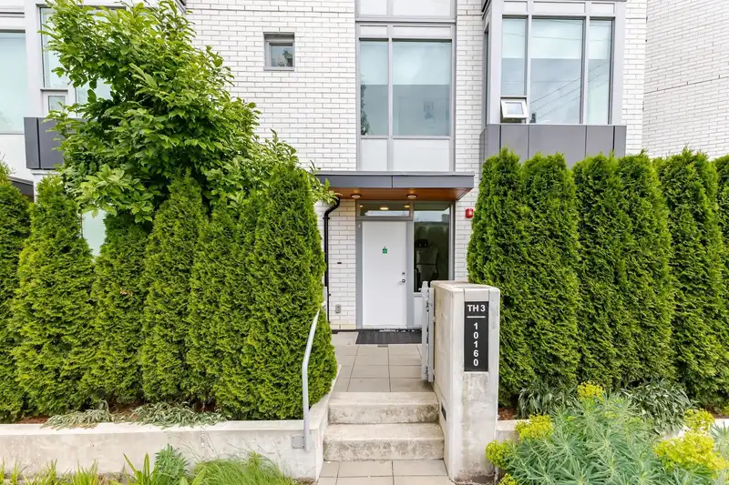 3 10160 133 STREET - photo 1 of 27