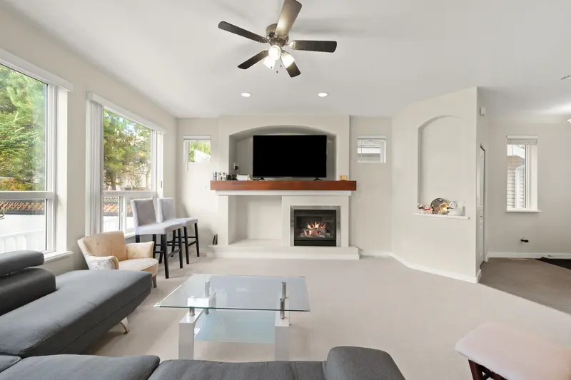 8179 212 STREET - photo 3 of 25