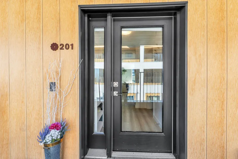 201 251 BOUNDARY BAY ROAD - photo 4 of 21