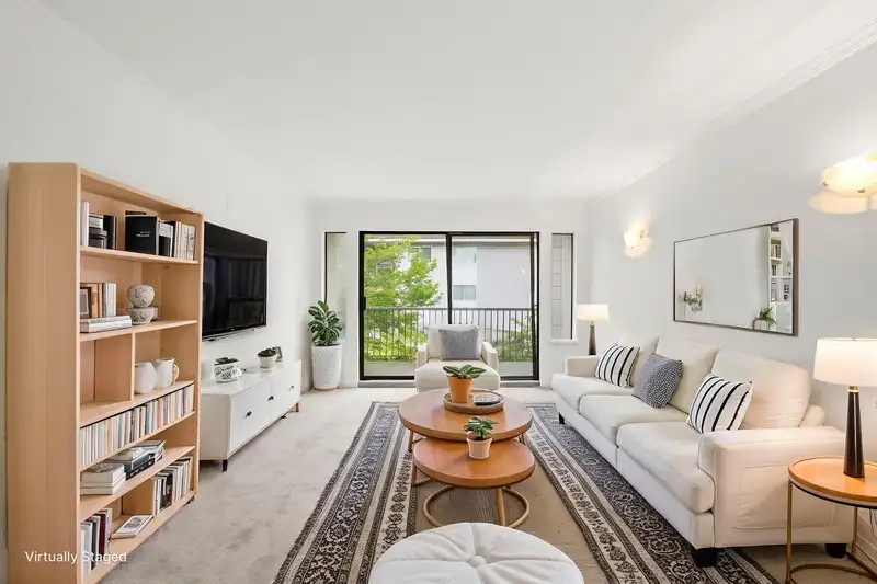 9 7011 134 STREET - photo 3 of 30
