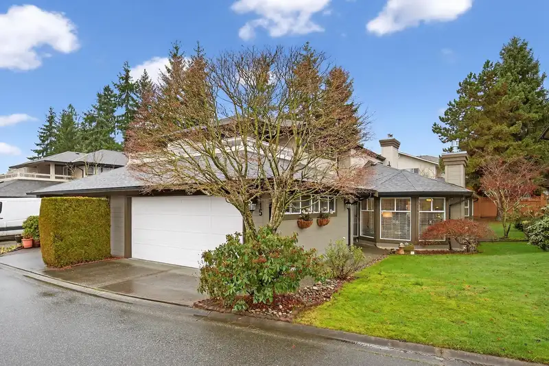 115 16080 82 AVENUE - photo 1 of 30