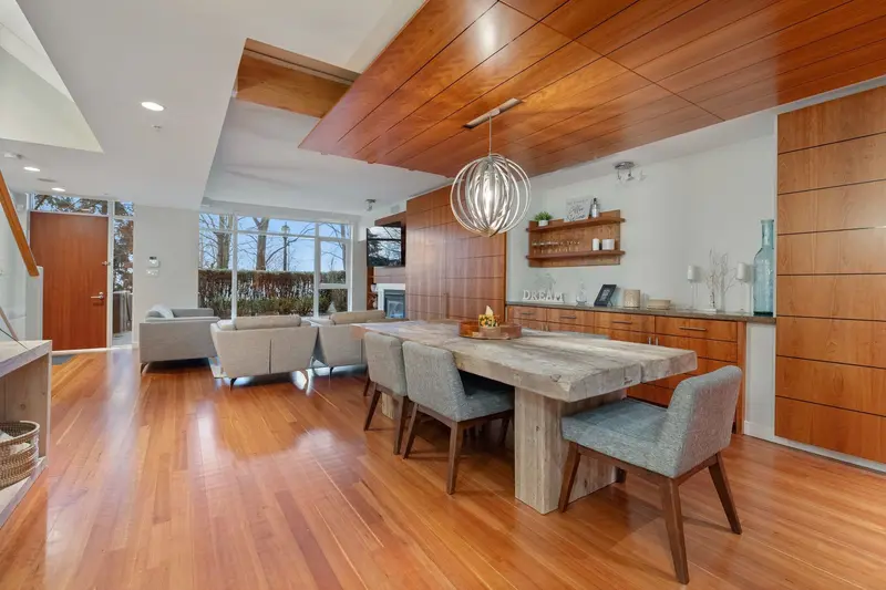 TH20 1281 W CORDOVA STREET - photo 1 of 25