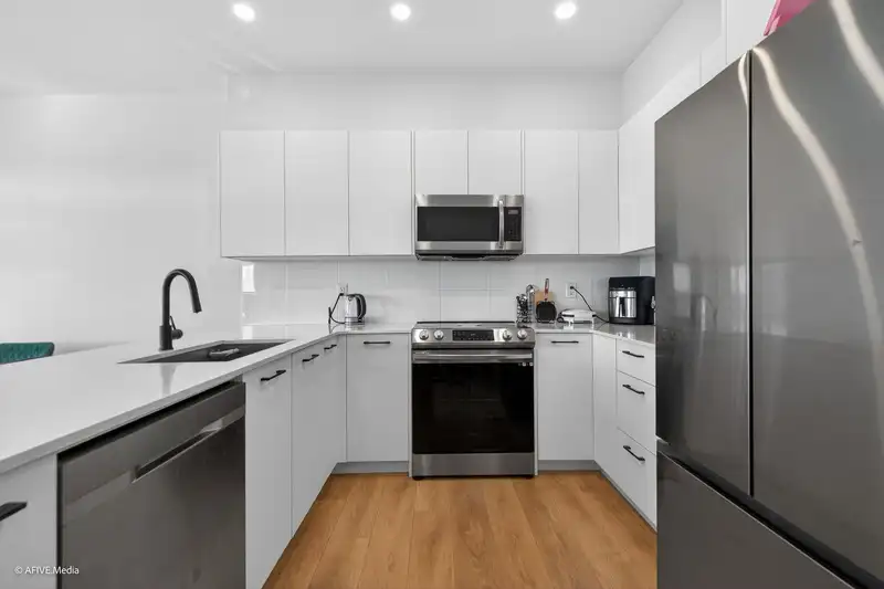 101 15255 SITKA DRIVE - photo 4 of 36