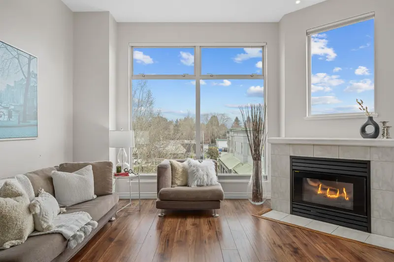 307 19131 FORD ROAD - photo 2 of 25