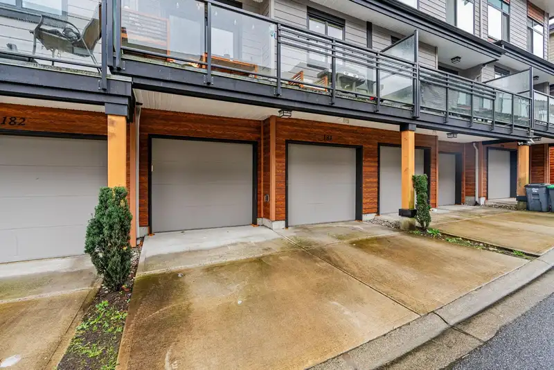 181 16488 64 AVENUE - photo 1 of 23