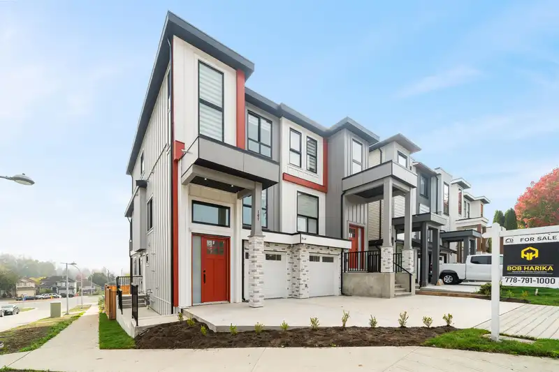 101 8148 168 STREET - photo 2 of 25