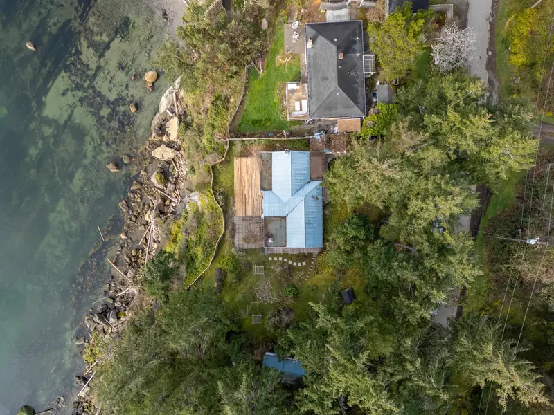 90 GULF DRIVE - photo 4 of 25