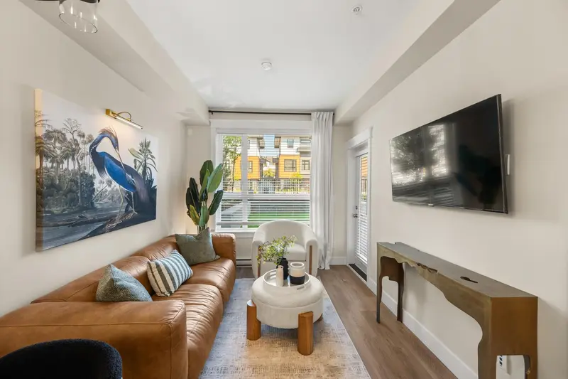 A633 8233 208B STREET STREET - photo 2 of 14