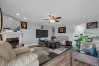 12377 64 AVENUE - thumbnail 3
