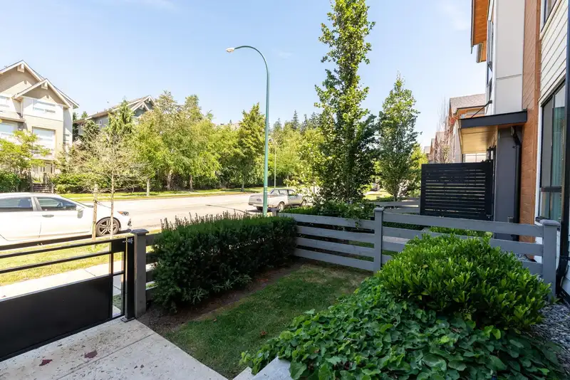 151 15111 EDMUND DRIVE DRIVE - photo 2 of 26