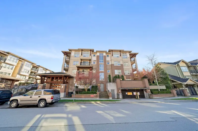 236 6828 ECKERSLEY ROAD - photo 1 of 25