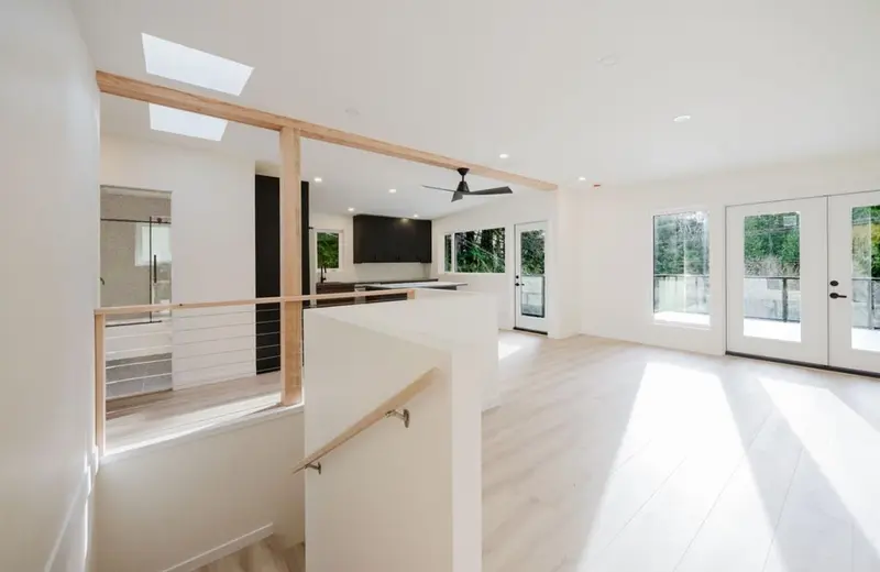 6960 SUNSHINE COAST HIGHWAY - photo 3 of 25