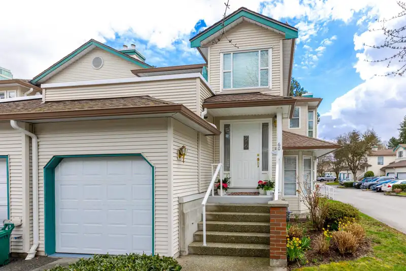 60 10038 150 STREET - photo 2 of 40
