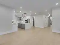 8485 120A STREET - thumbnail 11