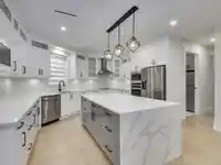 8485 120A STREET - thumbnail 12