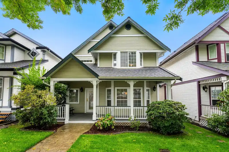 6573 184A STREET - photo 1 of 32