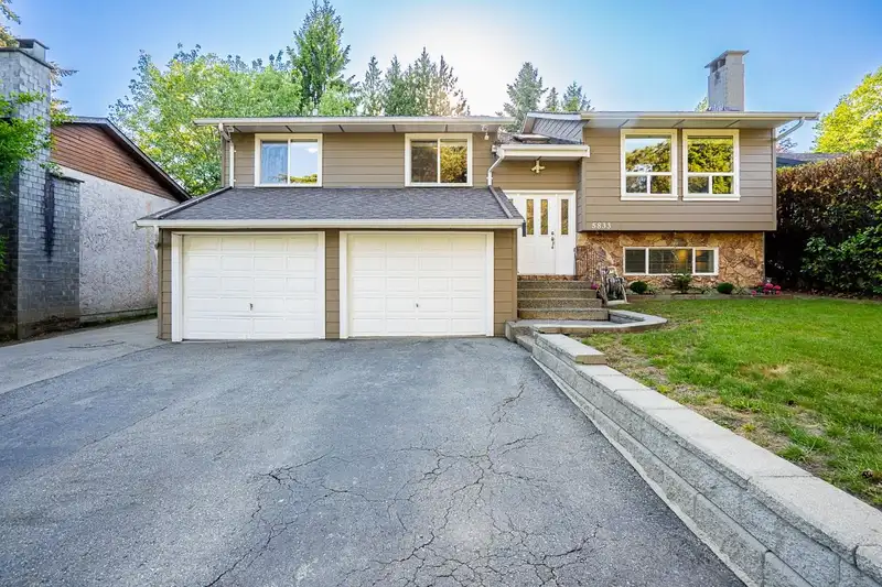 5833 ANGUS PLACE - photo 2 of 39
