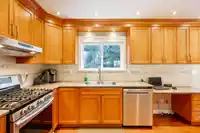 5833 ANGUS PLACE - thumbnail 8