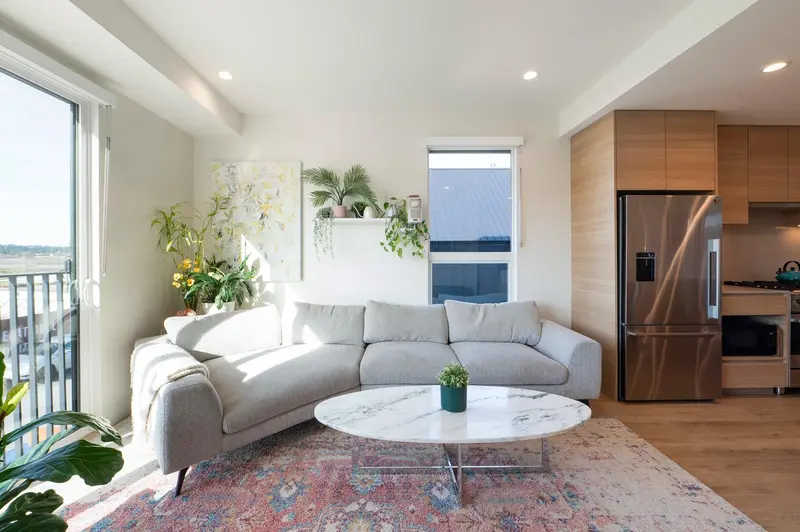 19 6340 MARKET AVENUE - photo 4 of 25