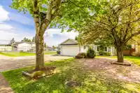 17440 61A AVENUE - thumbnail 2