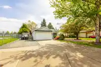 17440 61A AVENUE - thumbnail 3