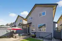 6517 193A STREET - thumbnail 24