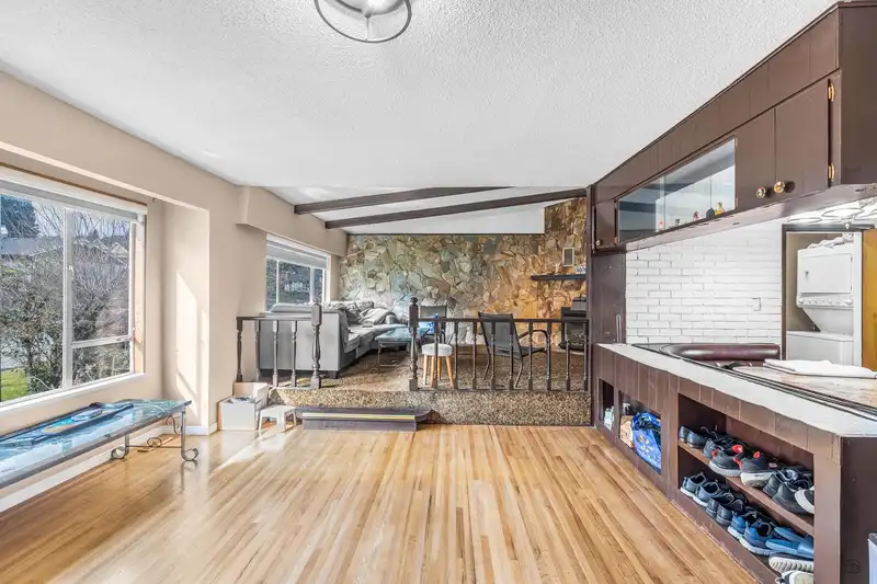 9774 131A STREET - photo 4 of 12