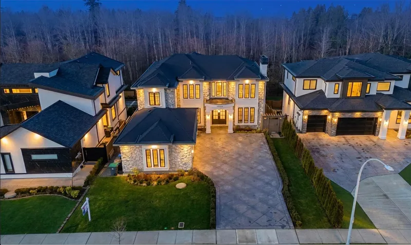 16561 29A AVENUE - photo 1 of 25