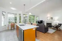8268 158 STREET - thumbnail 14