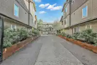 108 13958 108 AVENUE - thumbnail 30