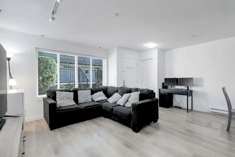 108 13958 108 AVENUE - photo 4 of 25