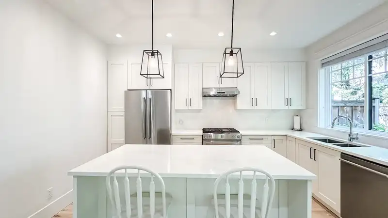 30 8425 VENTURE WAY WAY - photo 4 of 35