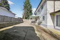 7351 141A STREET - thumbnail 23