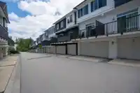 52 8130 136A STREET - thumbnail 27
